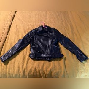 NWOT Love Tree faux leather moto jacket with belt and silver zippers